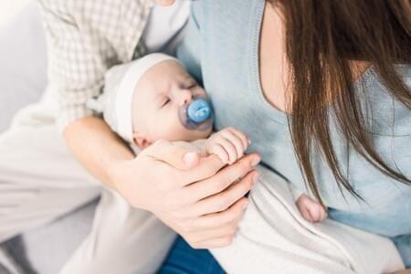 little-baby-with-mom